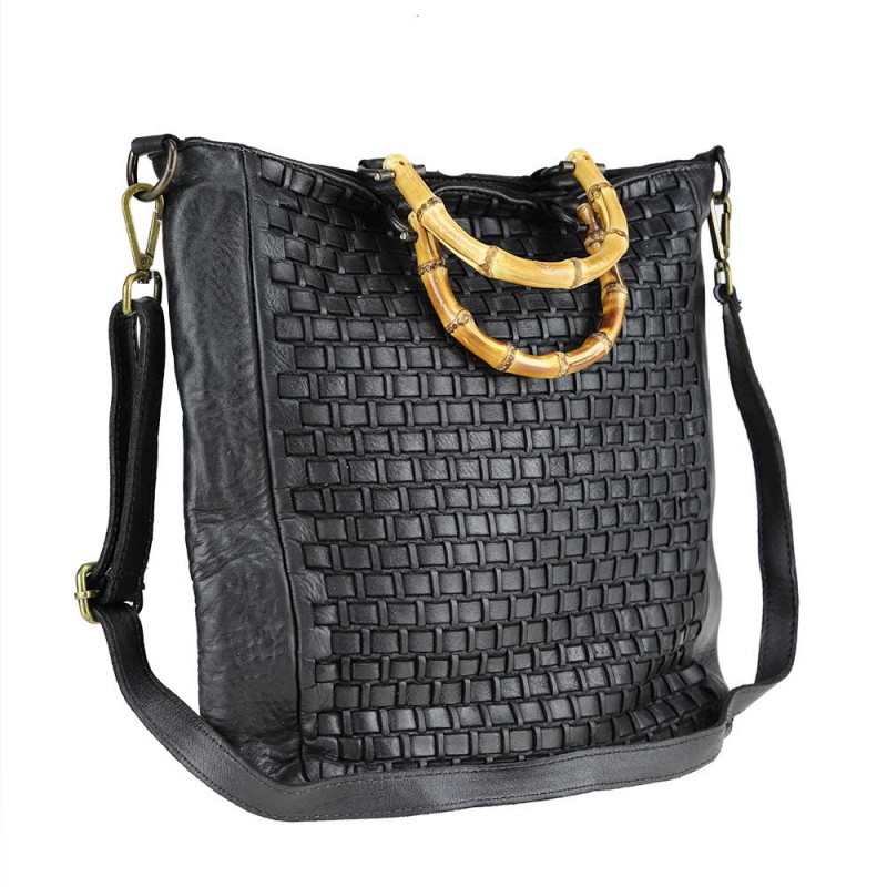 Handbag in front woven leather with bamboo handle