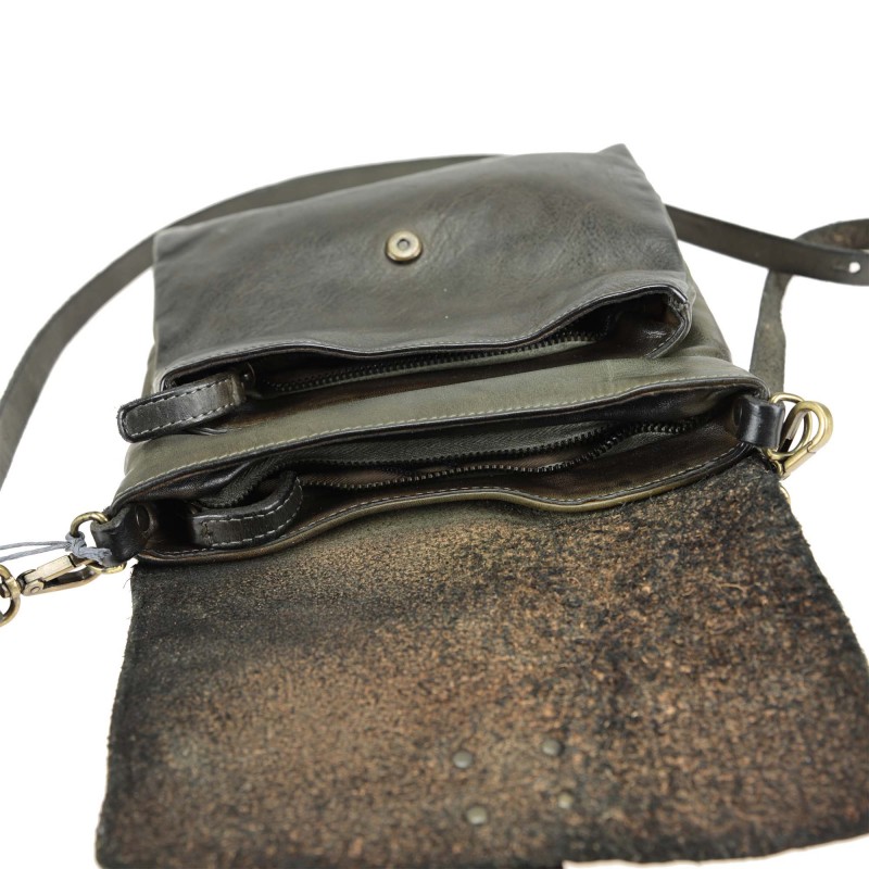 Men's bag in hand-buffered leather