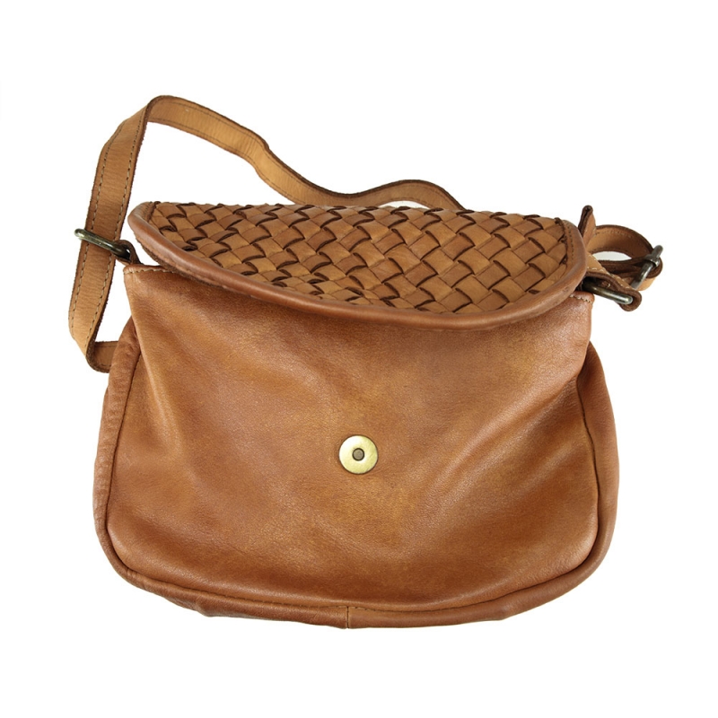Shoulder bag in woven leather