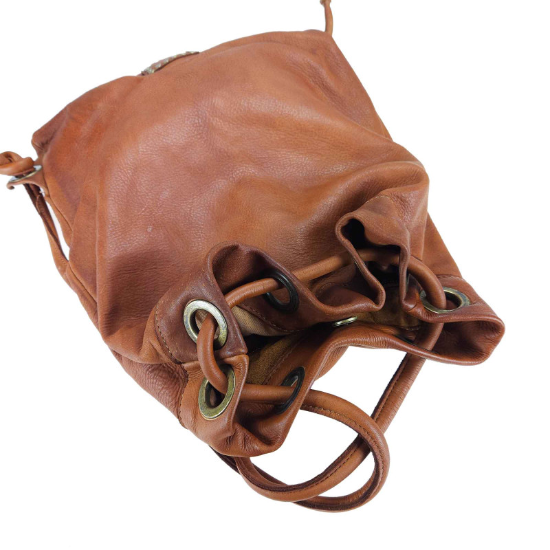 Rucksack aus weichem Leder mit schattiertem Farbeffekt