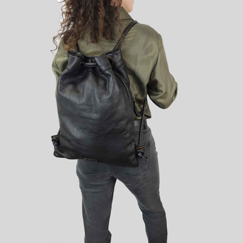 Backpack in soft leather with shaded color effect